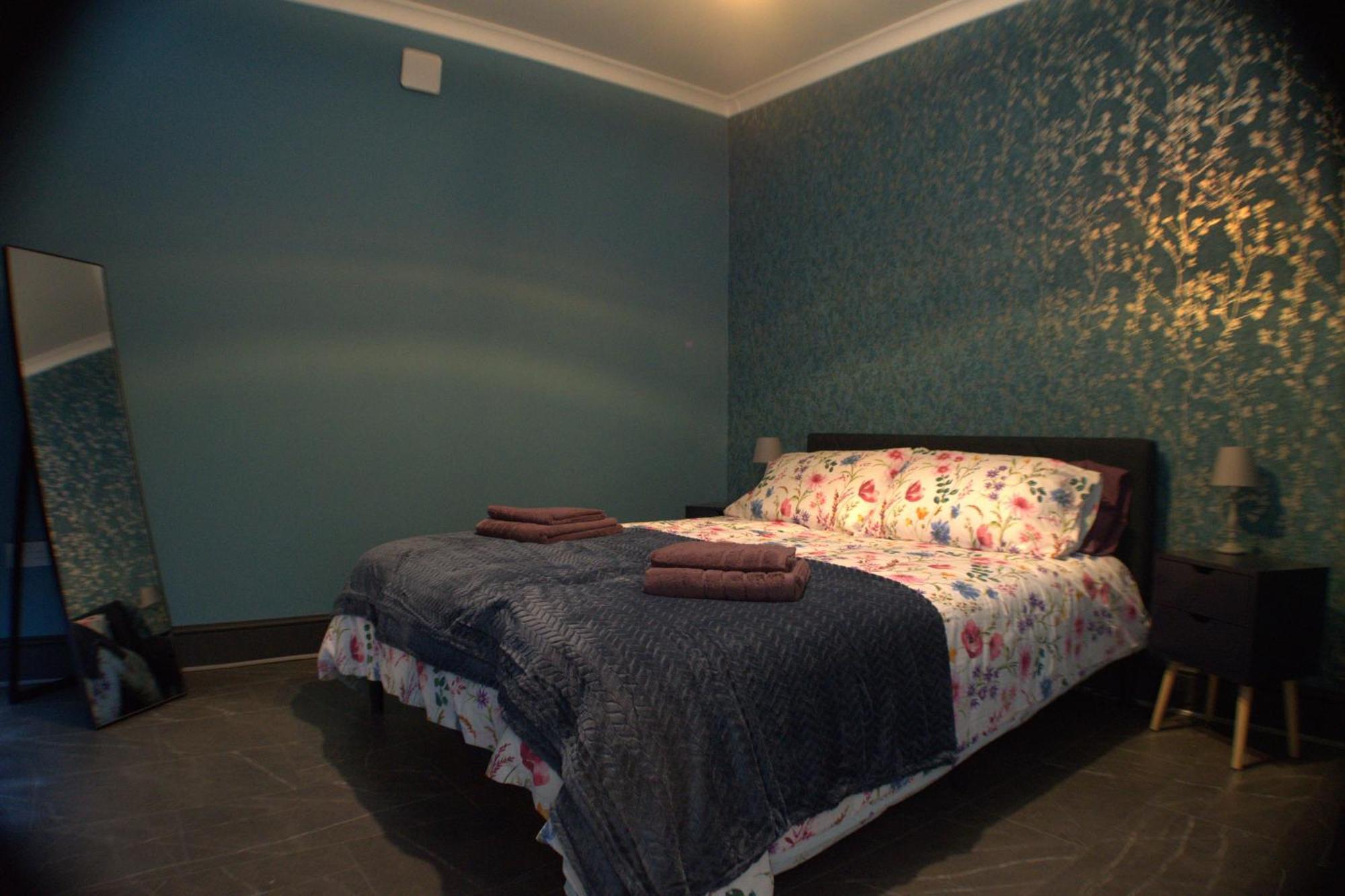 Dreamstay Apartments London Garden Central Tube Olympic ภายนอก รูปภาพ